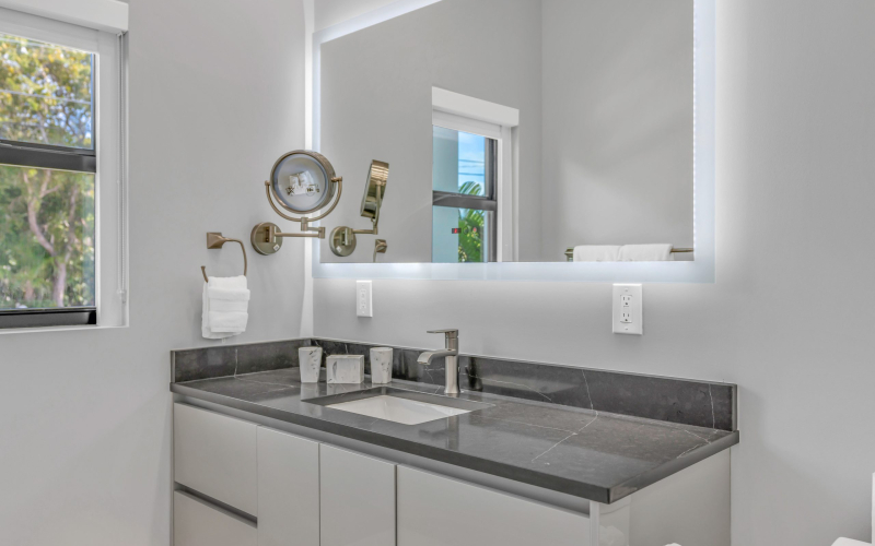 950 75th St E – High Exposure Visuals-71